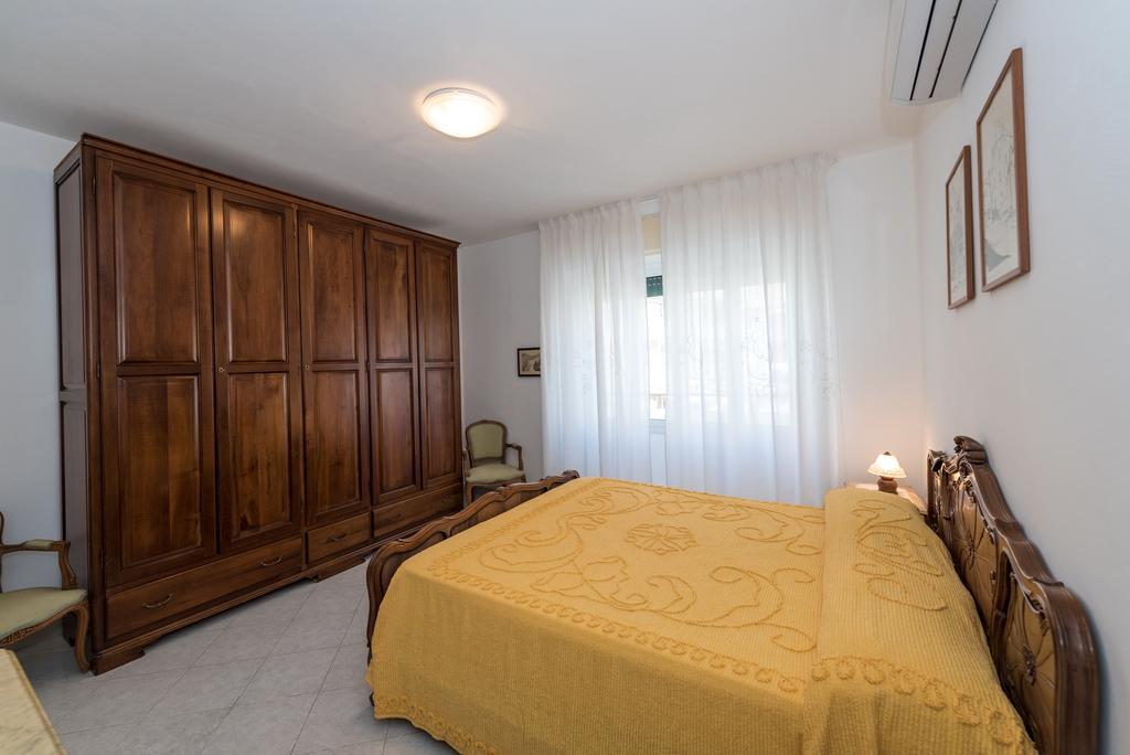 Domitilla House Finale Ligure Luaran gambar